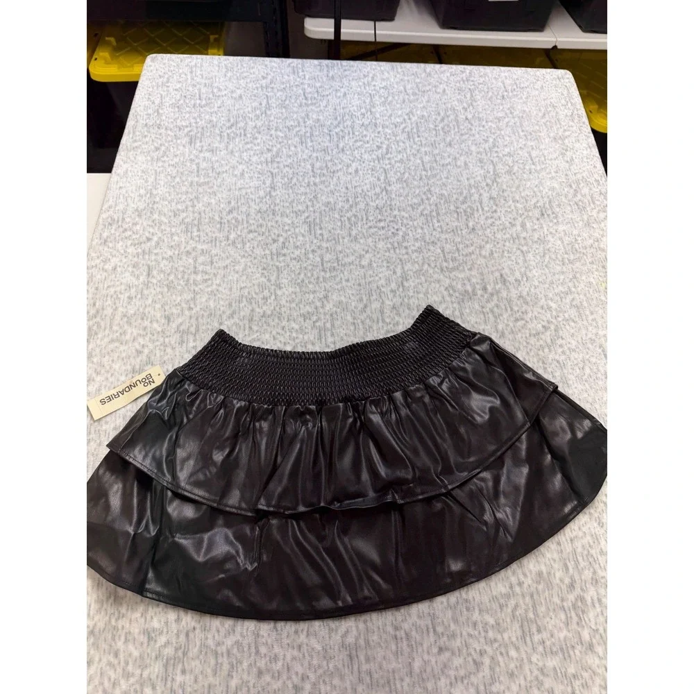 No Boundaries Black Faux Leather‎ Smocked Tiered Mini Skirt Size L 12-14 NEW